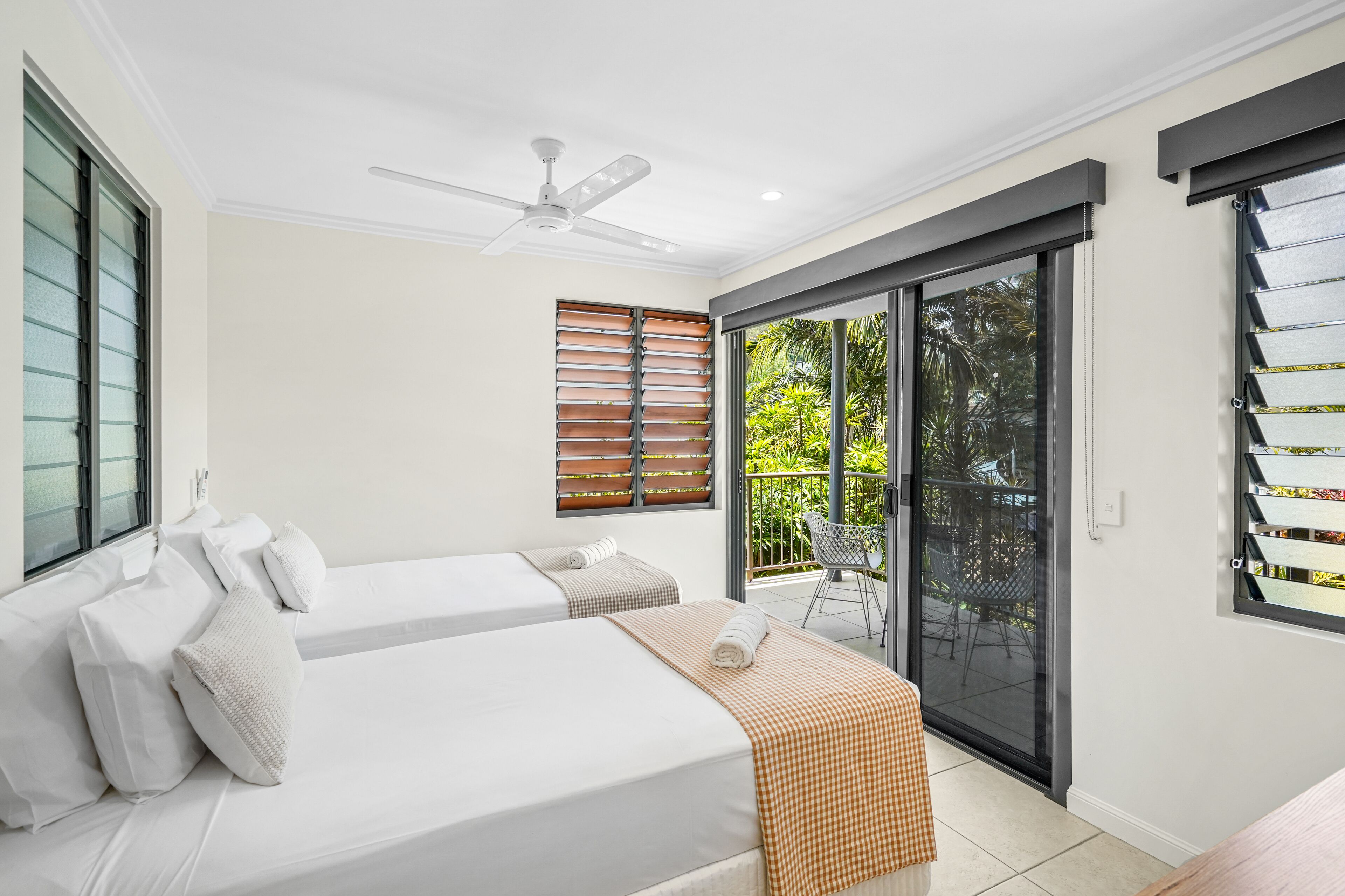 Sea Point on Trinity Beach