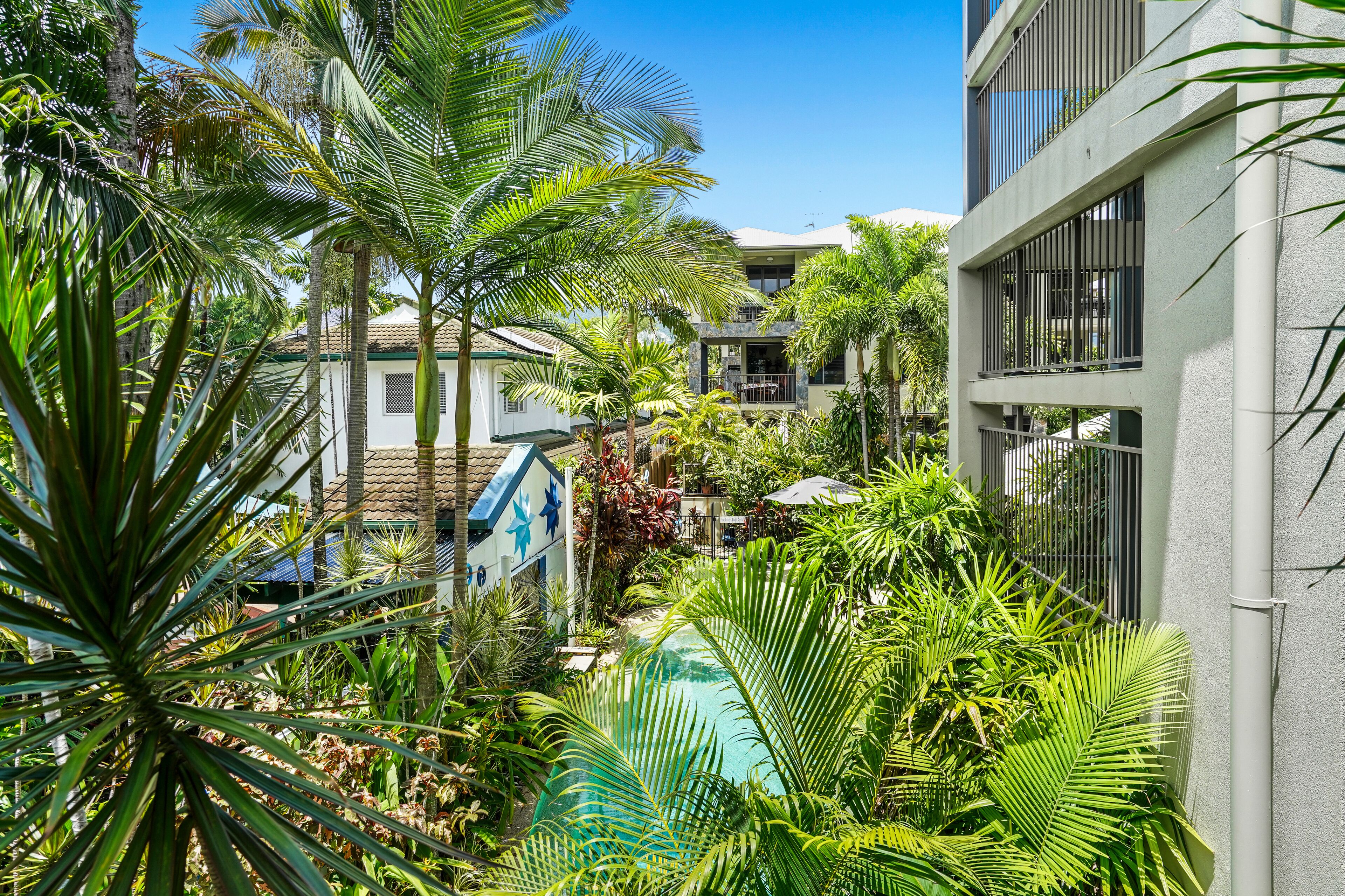Sea Point on Trinity Beach