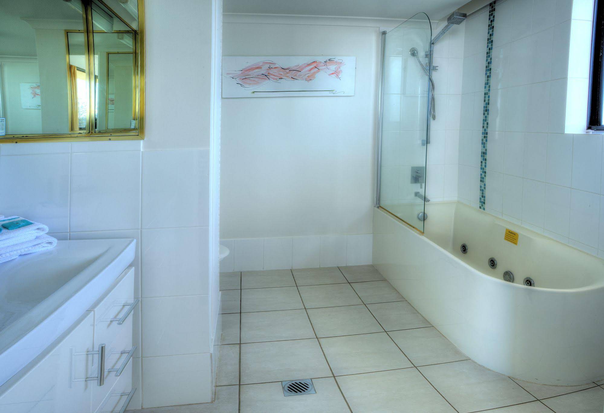 Pelican Sands Resort