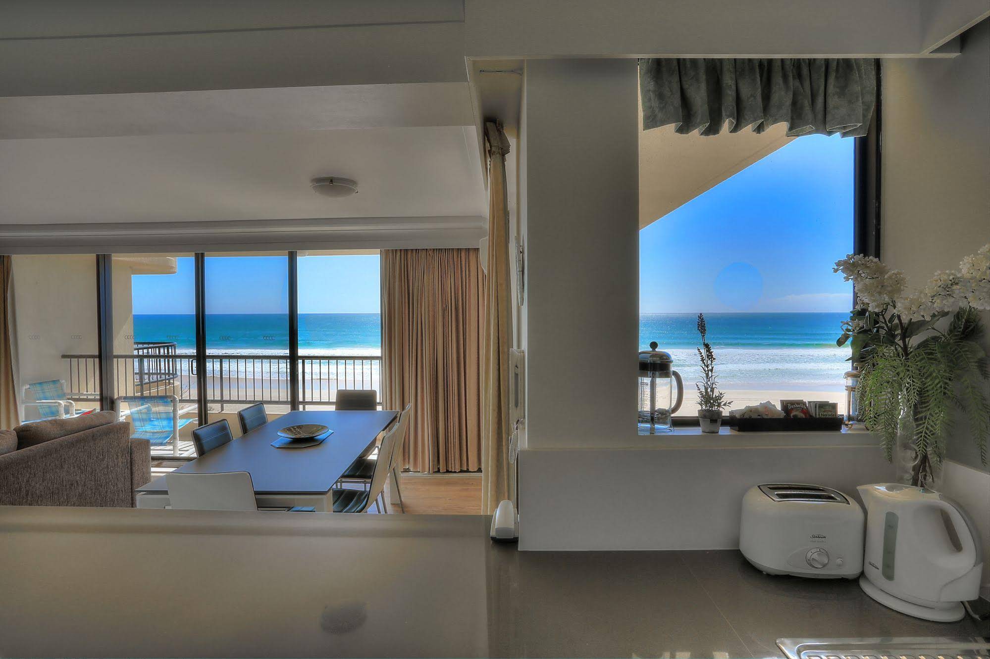 Pelican Sands Resort