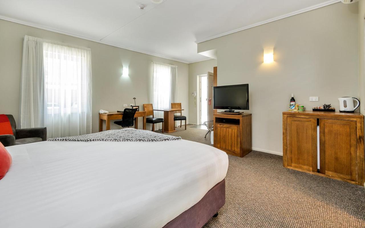 Coachman's Inn Warwick