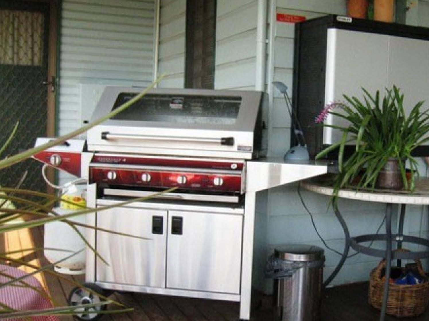 Pitstop Lodge Guesthouse B & B