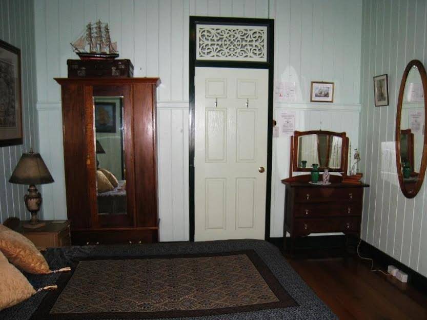 Pitstop Lodge Guesthouse B & B