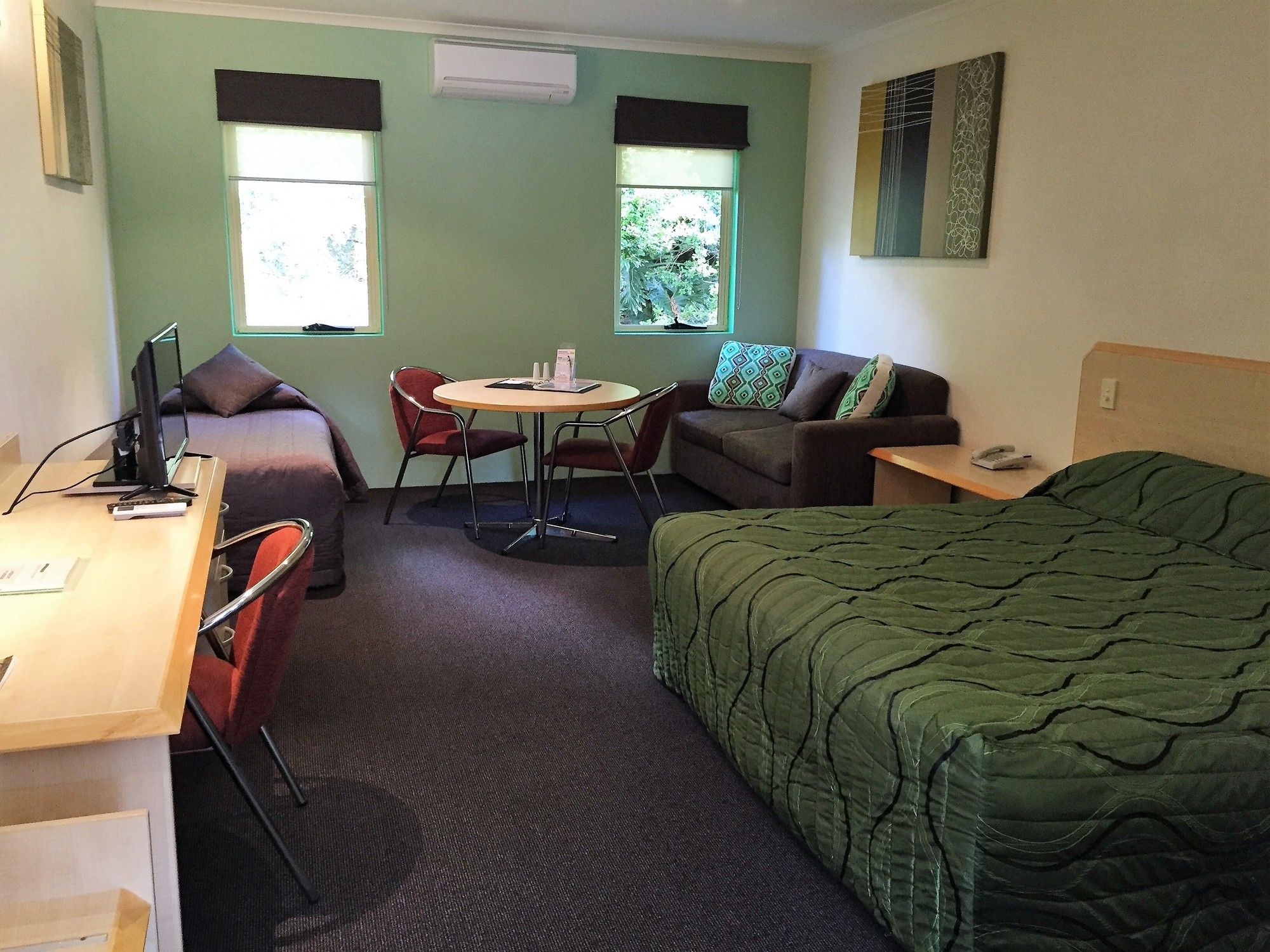 Red Bridge Motor Inn
