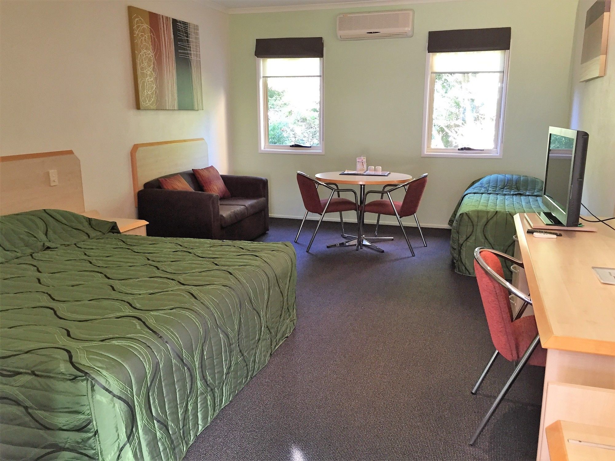 Red Bridge Motor Inn