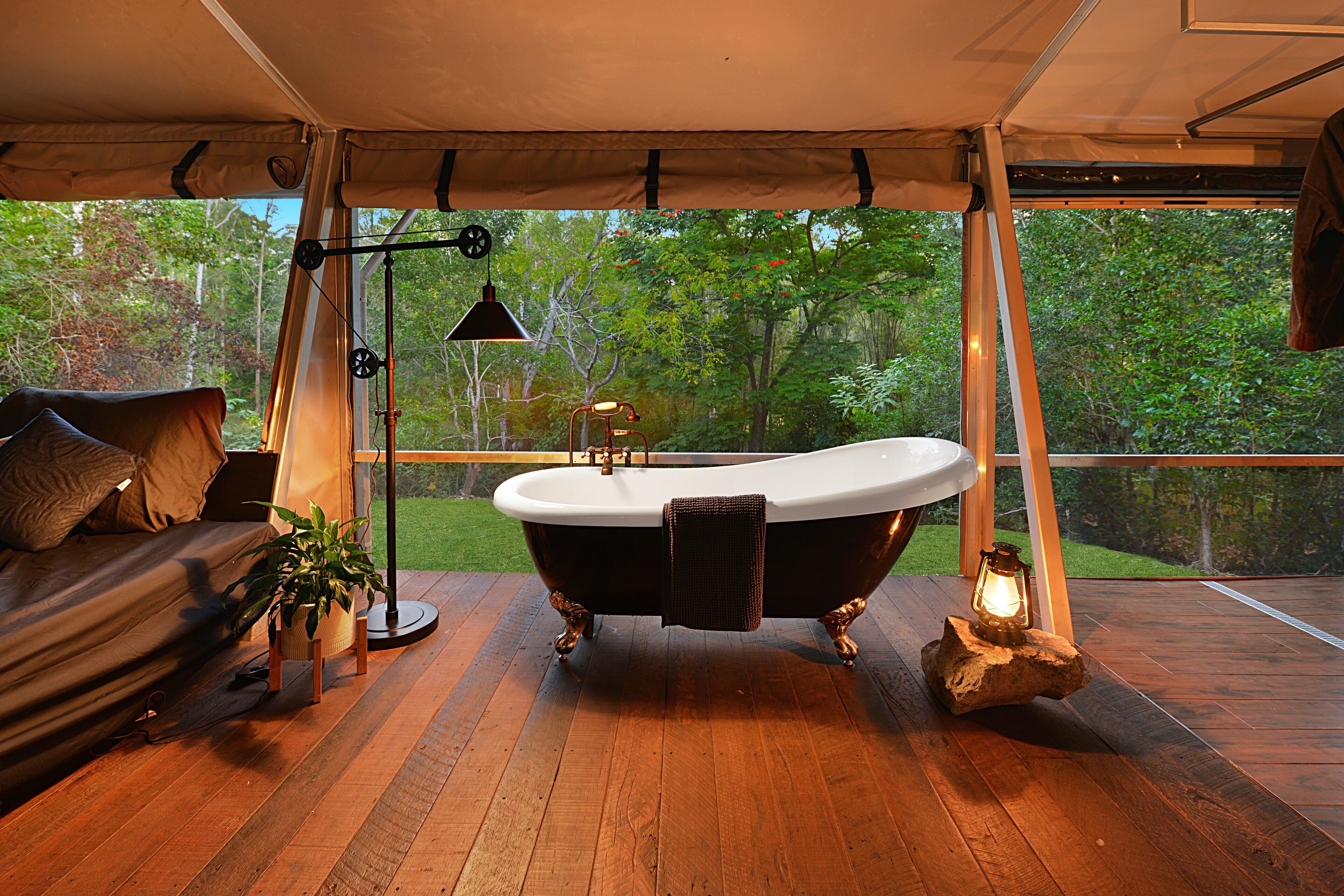Starry Nights Luxury Camping