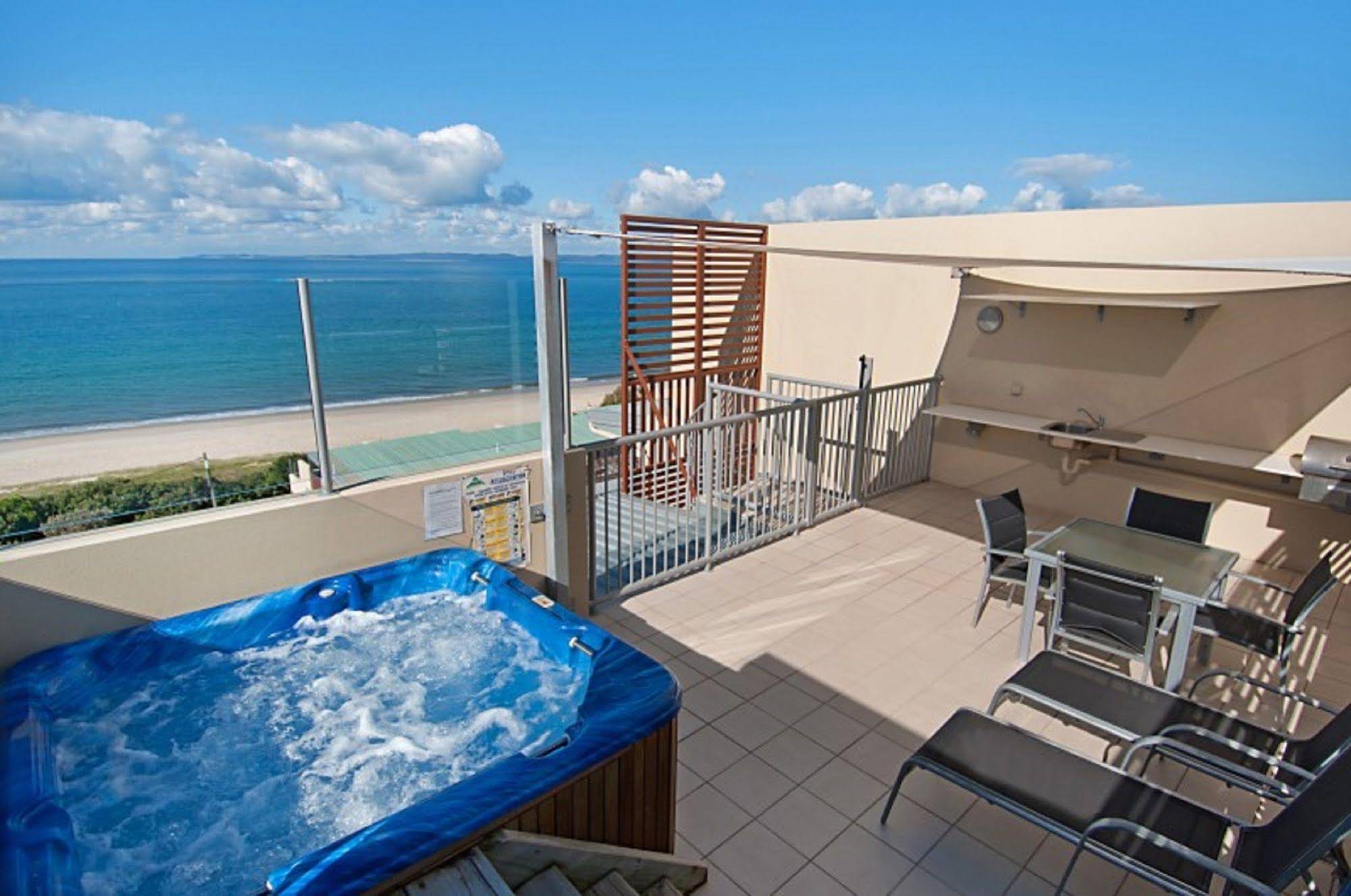 On The Beach Resort Bribie Island