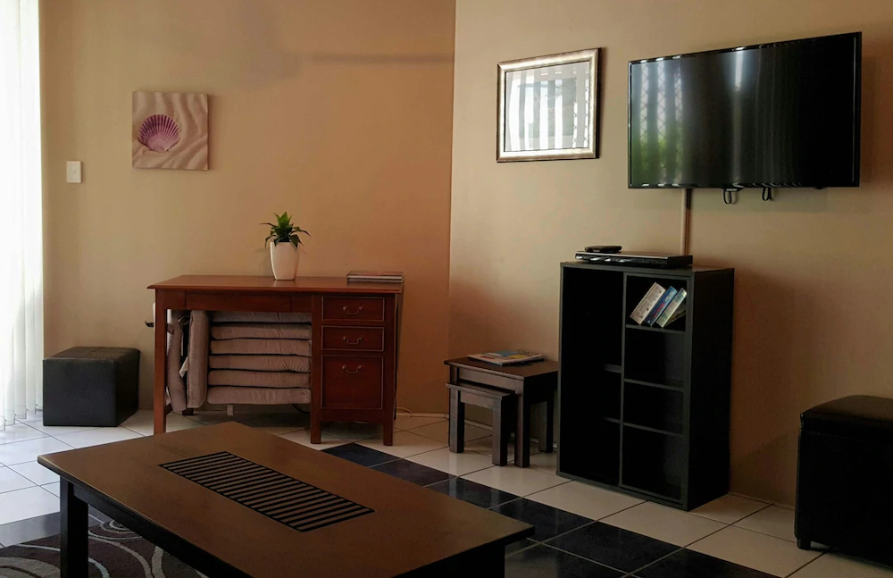 Golden Sands Beachfront Apartment Resort