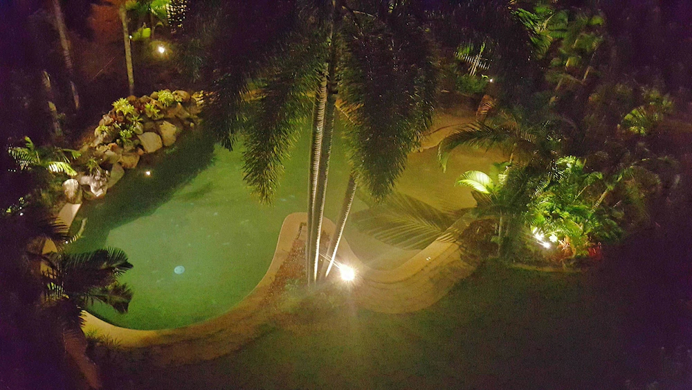 Golden Sands Beachfront Apartment Resort