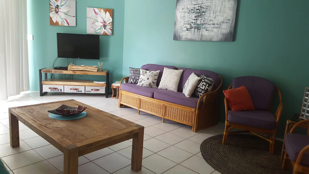 Golden Sands Beachfront Apartment Resort