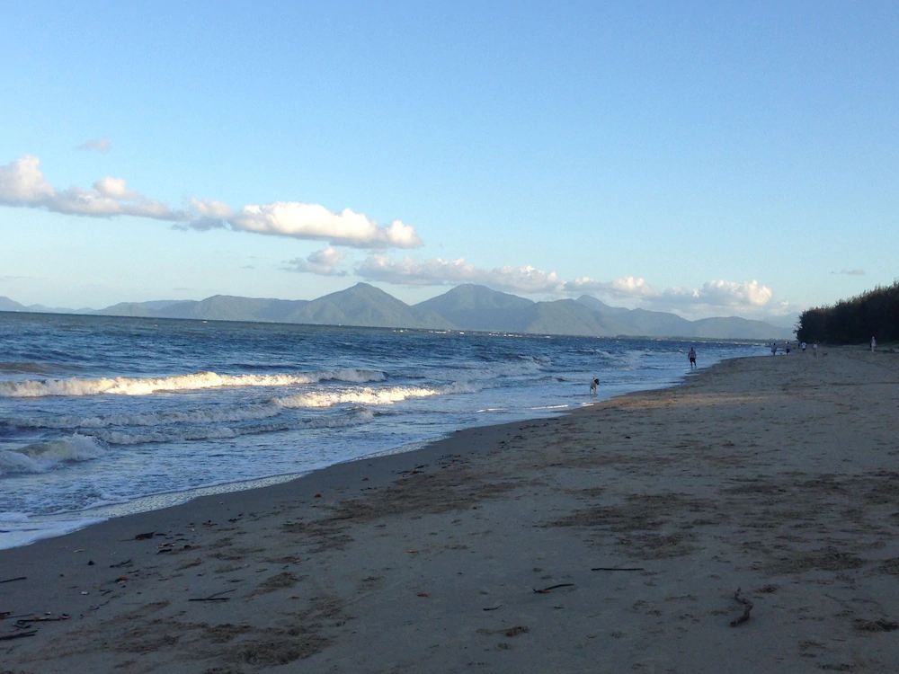 Golden Sands Beachfront Apartment Resort