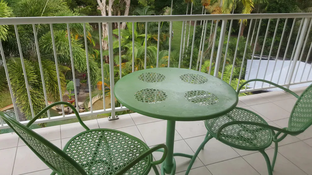 Golden Sands Beachfront Apartment Resort