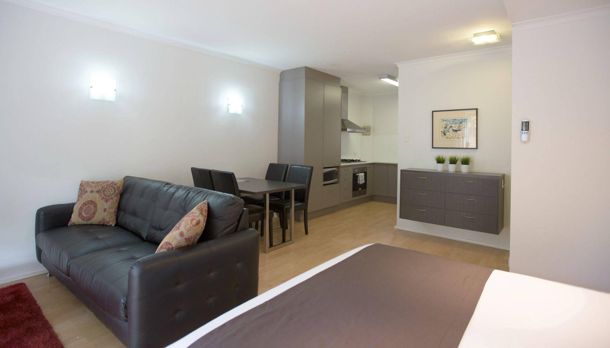 Adelaide Dress Circle Apartments Archer Street