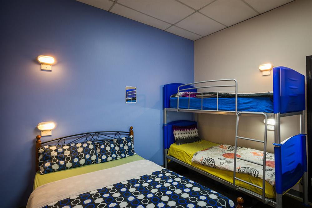 Blue Galah Backpackers