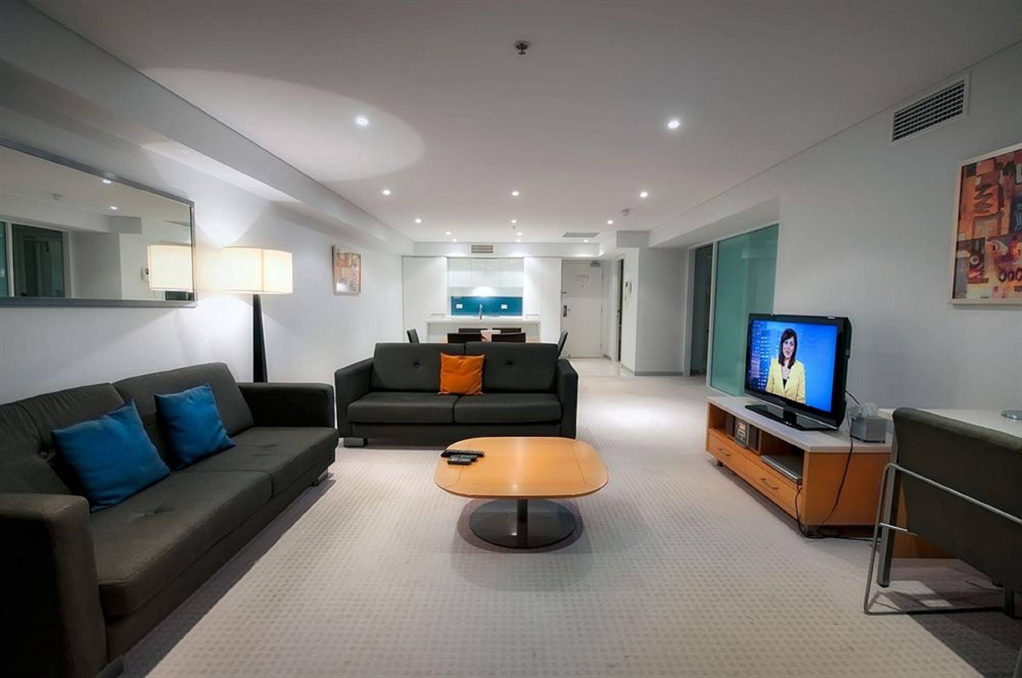 La Loft Apartments