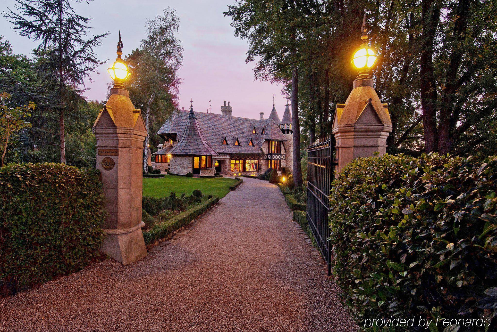 Thorngrove Manor
