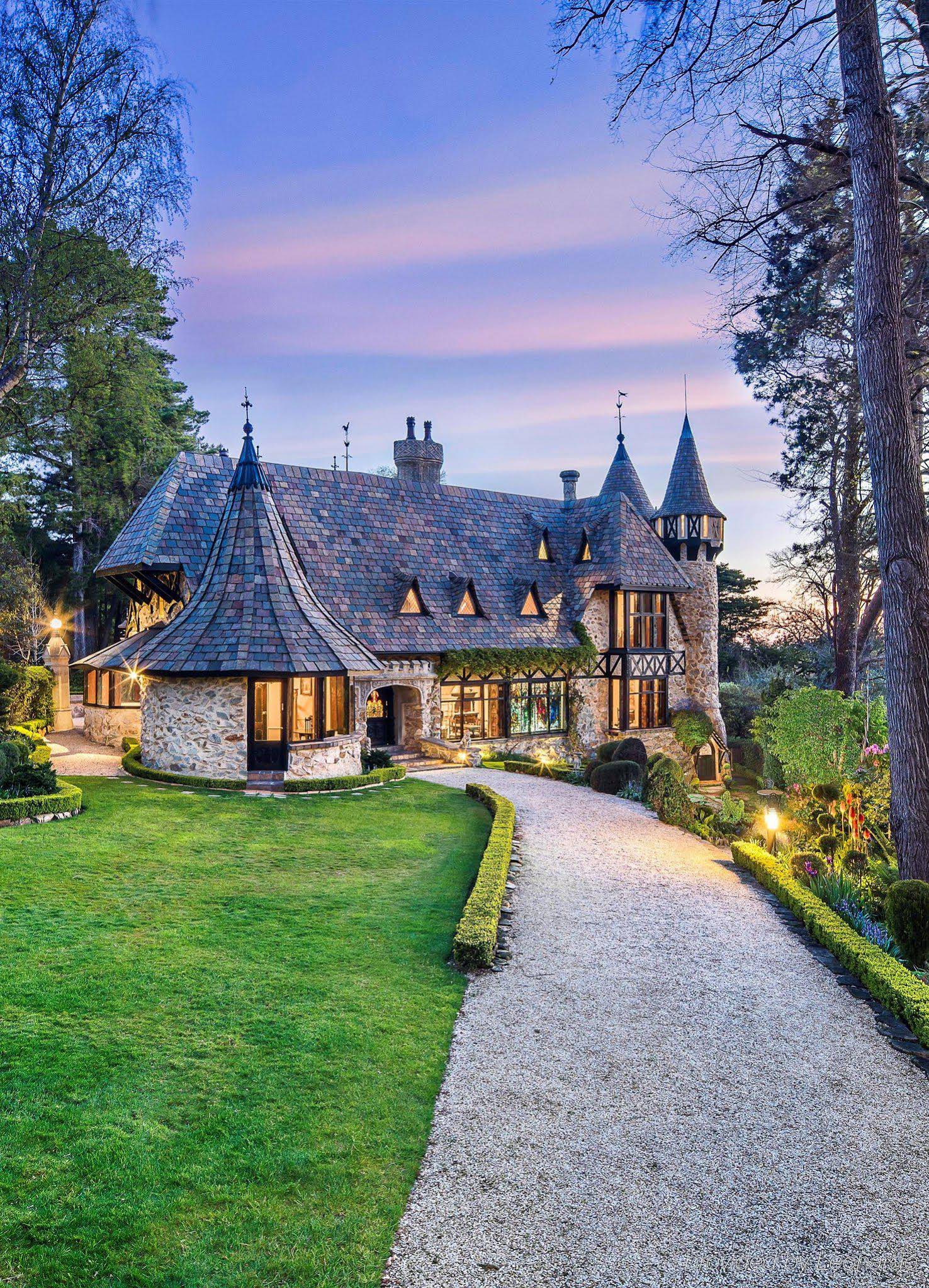 Thorngrove Manor