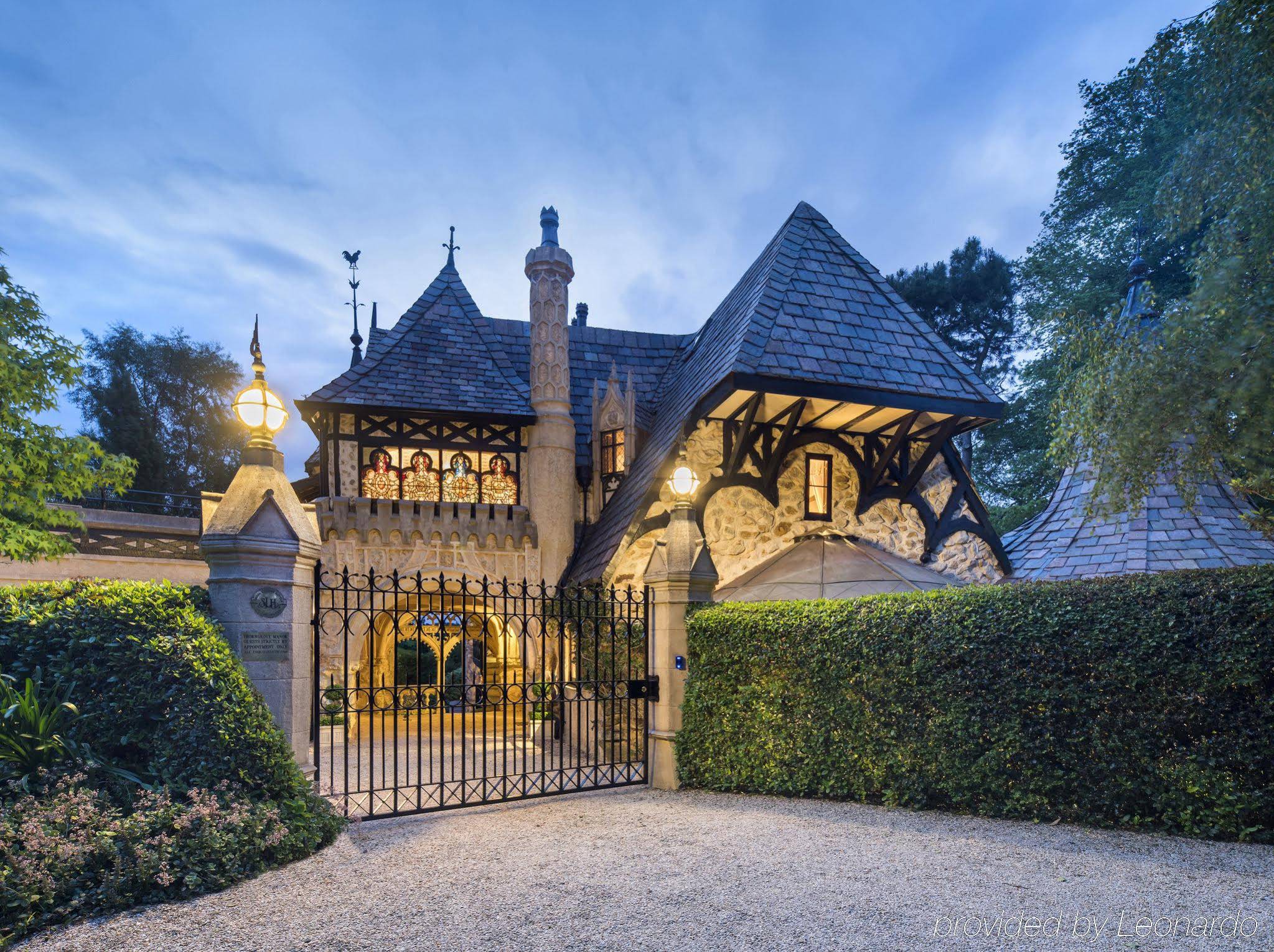 Thorngrove Manor