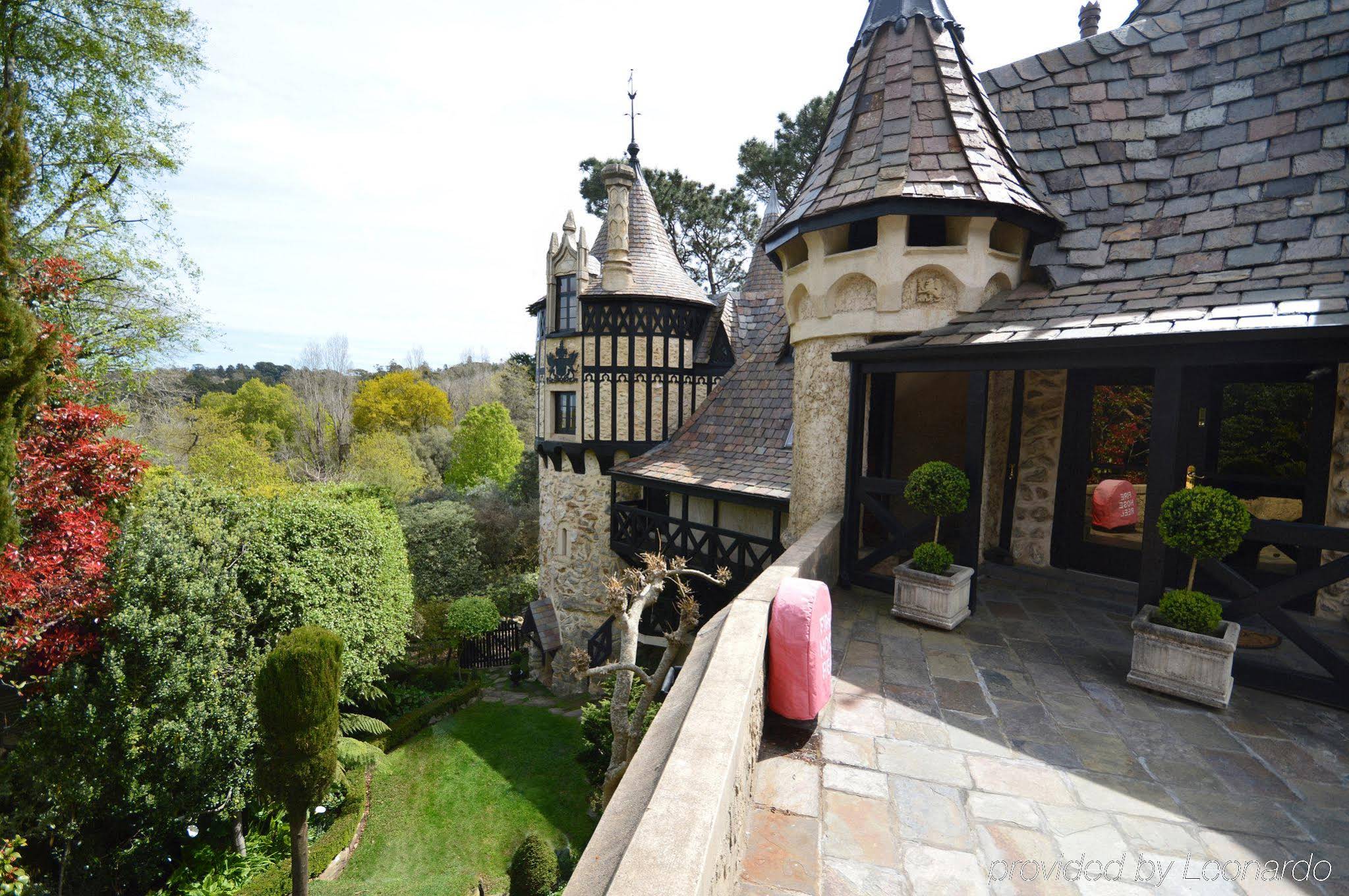 Thorngrove Manor