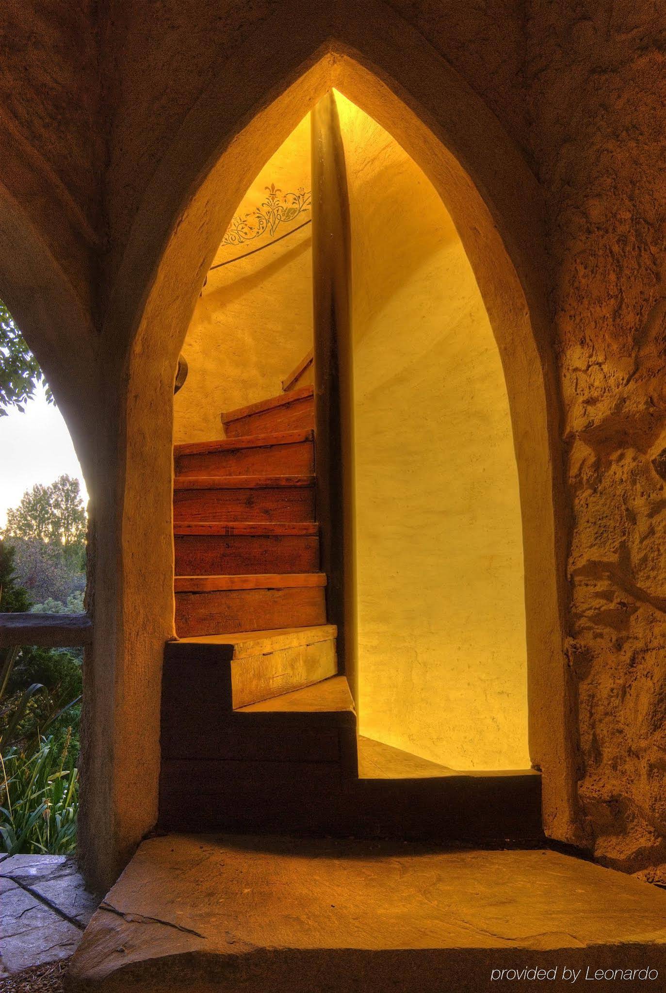 Thorngrove Manor