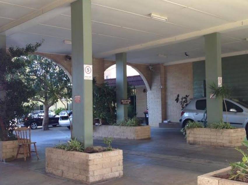 Tollgate Motel