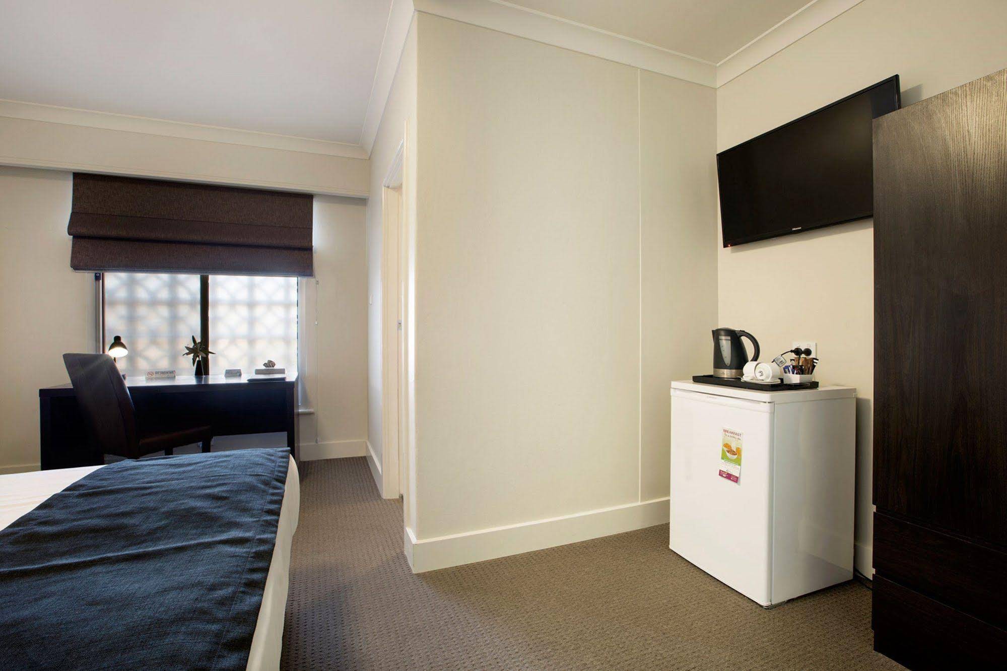 Enfield Hotel