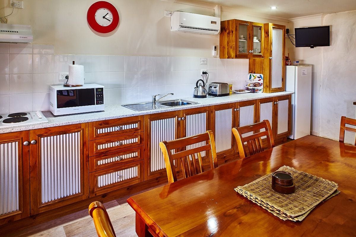 Underground Bed & Breakfast