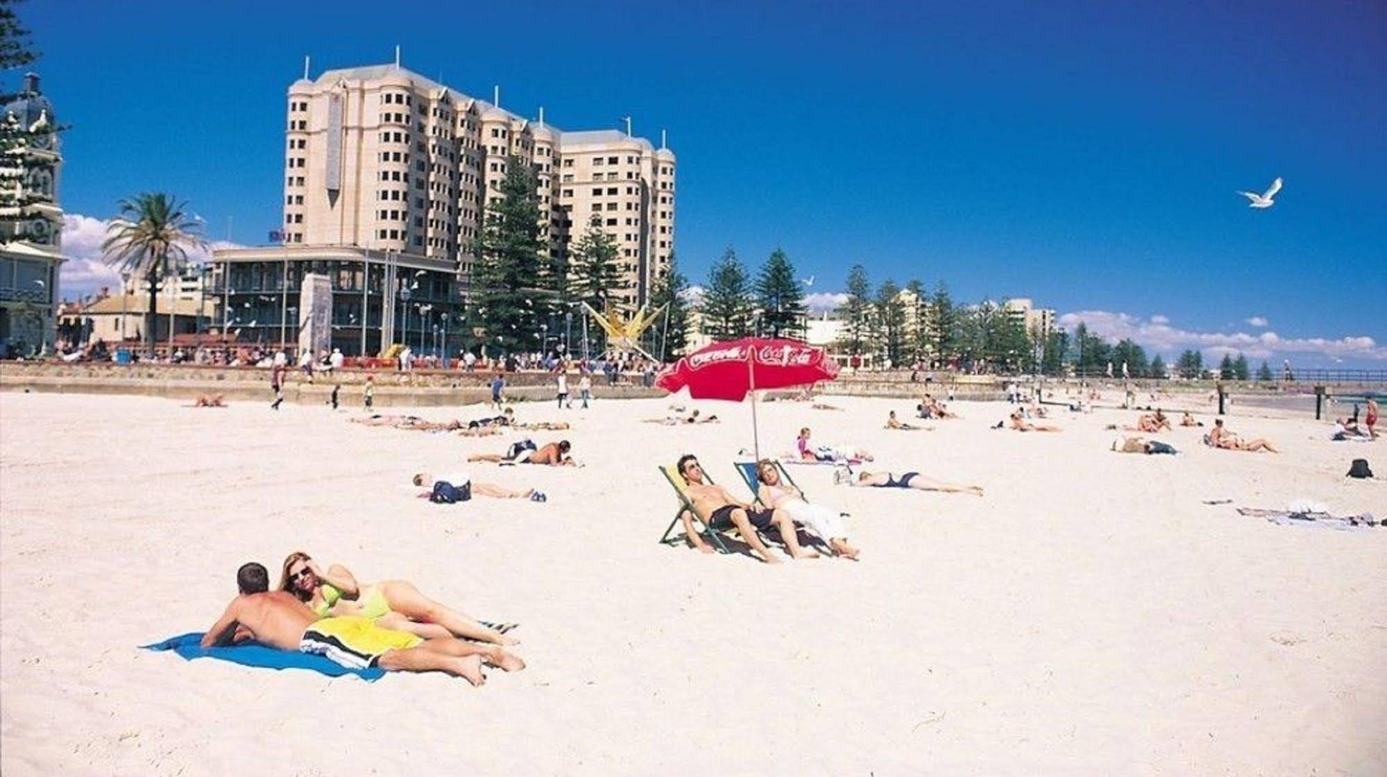 Glenelg Holiday Apartments - Corfu