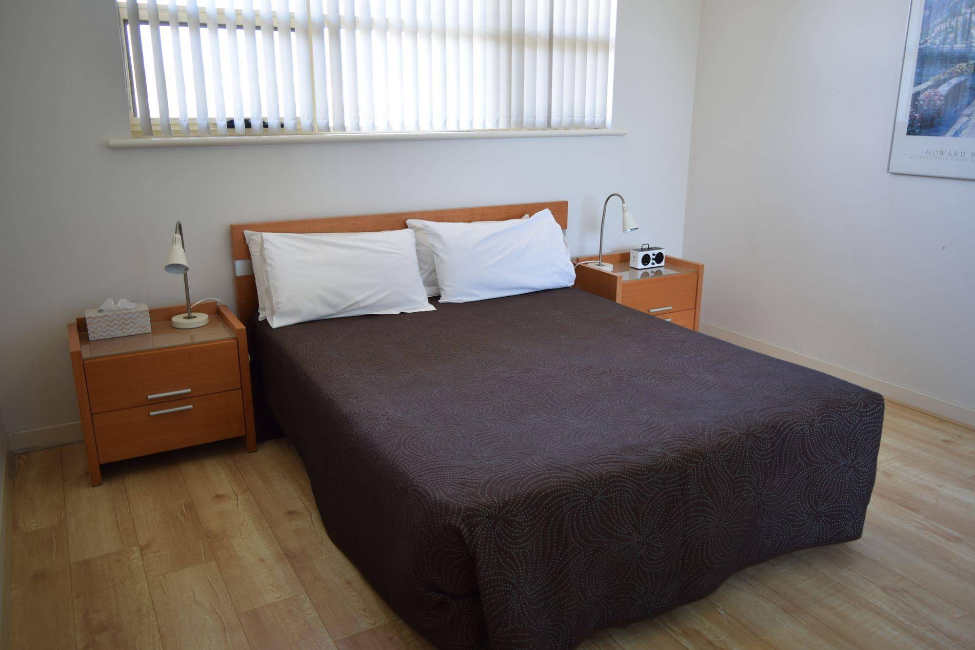 Glenelg Holiday Apartments - Corfu