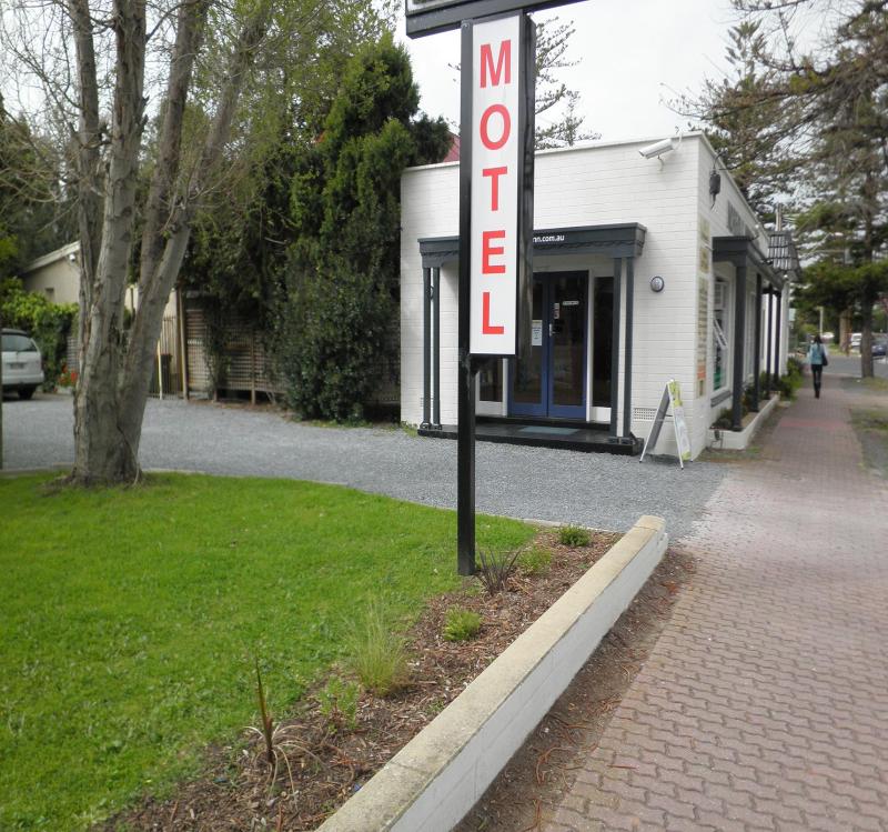 Norfolk Motor Inn