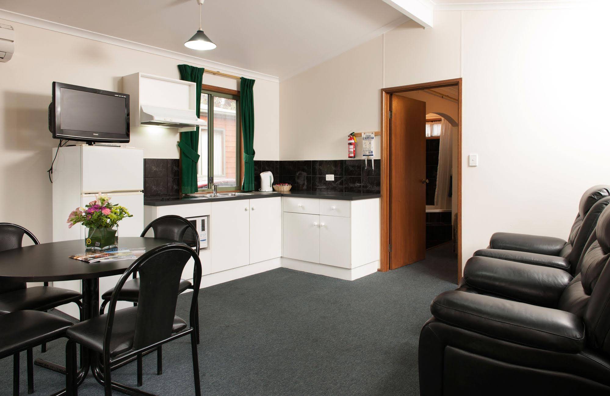 Adelaide Caravan Park