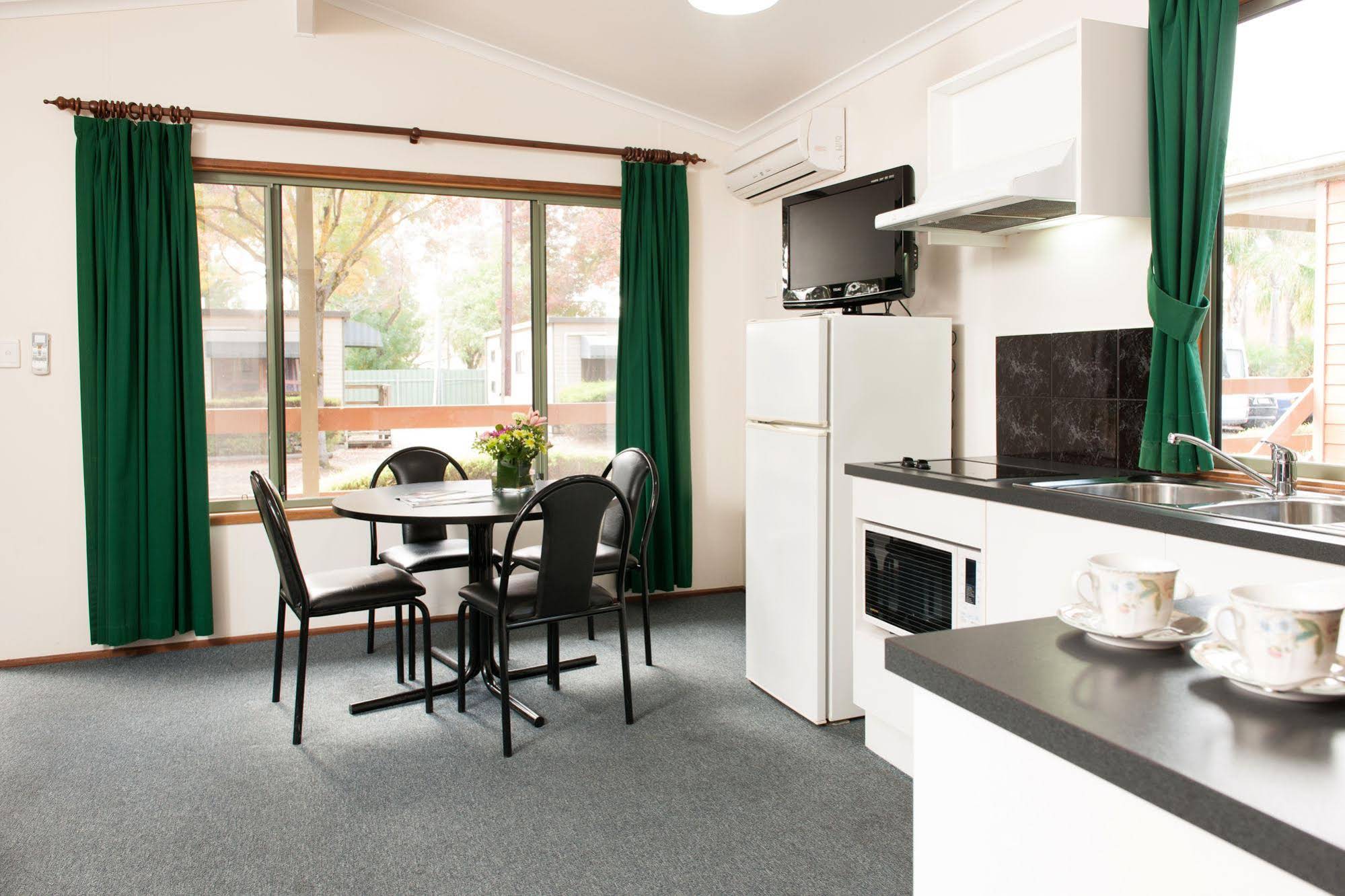 Adelaide Caravan Park