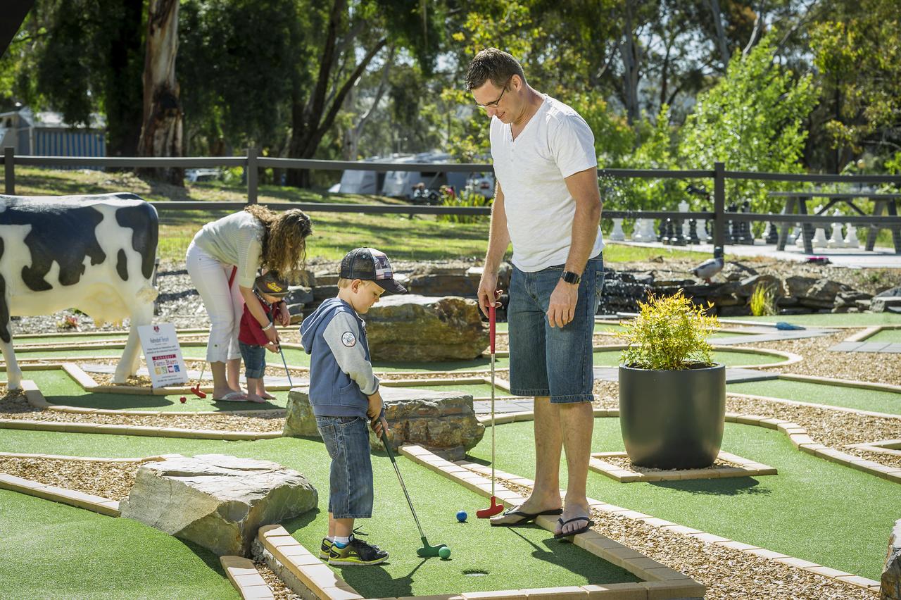 Hahndorf Resort Holiday & Caravan Park