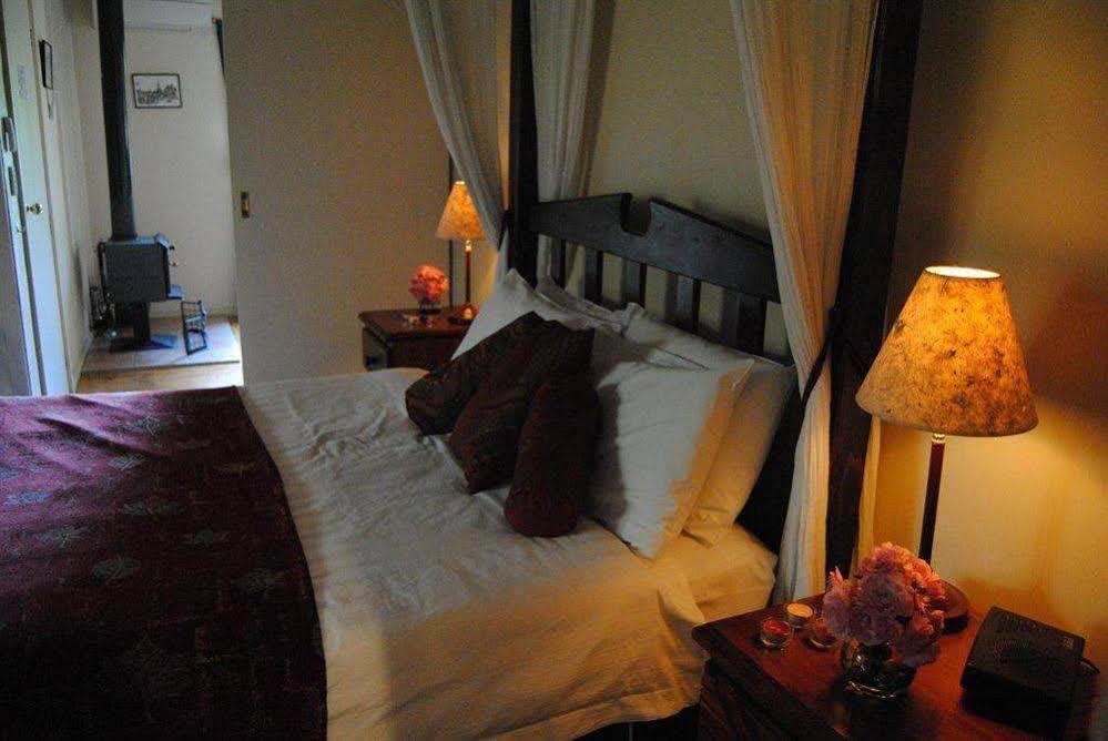 Clarendon Chalets