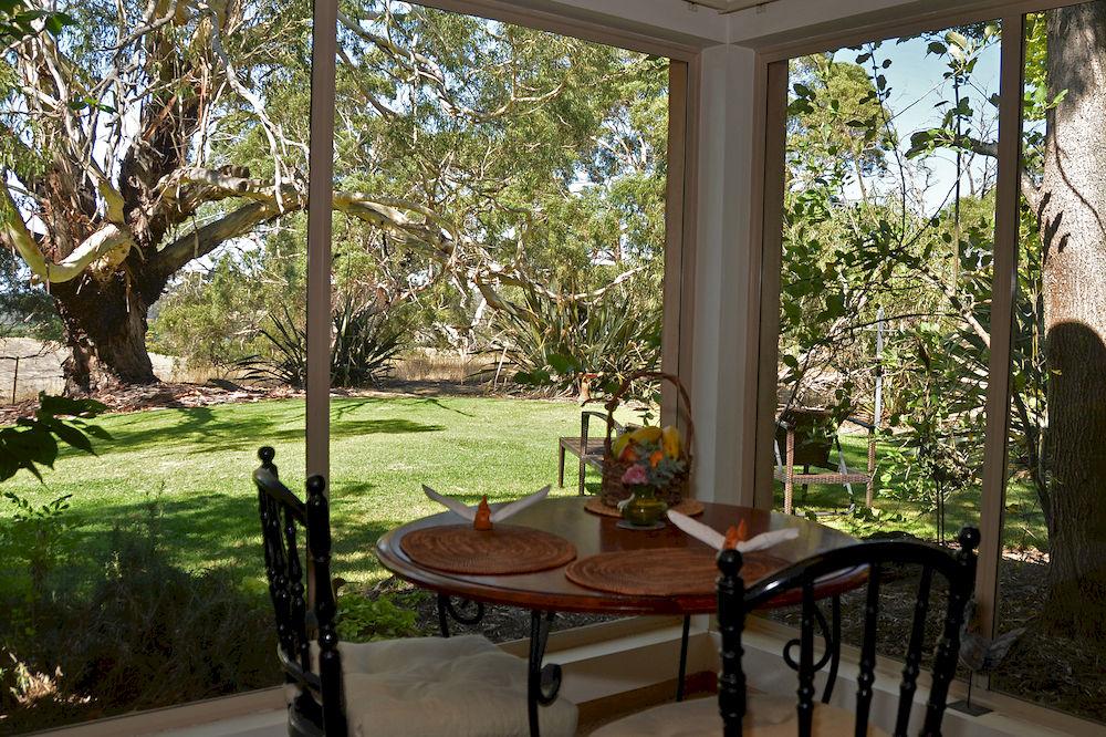 Adelaide Hills Country Cottage