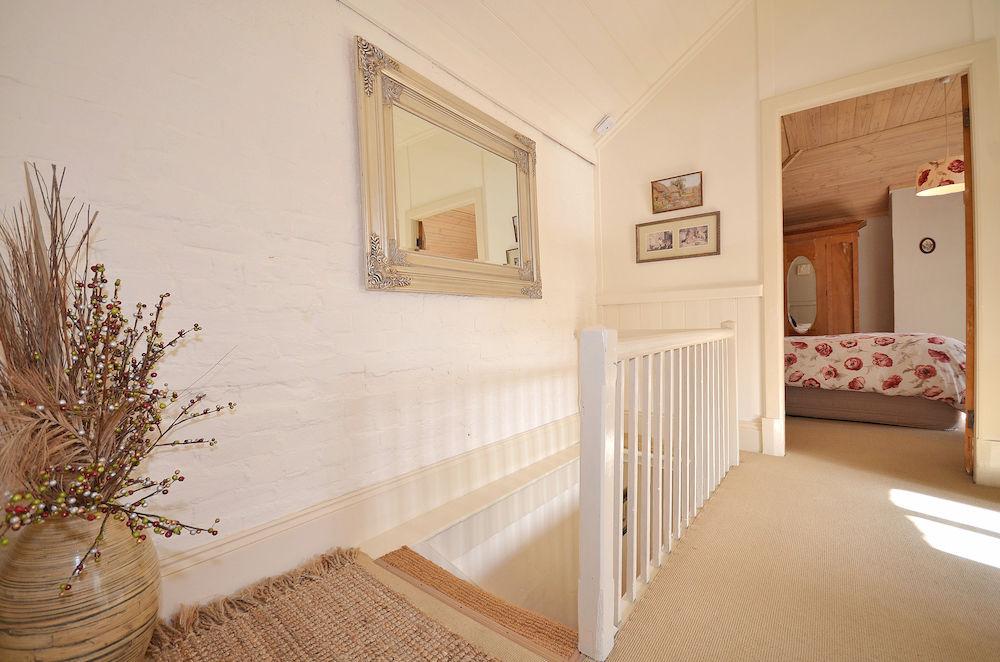 Adelaide Hills Country Cottage