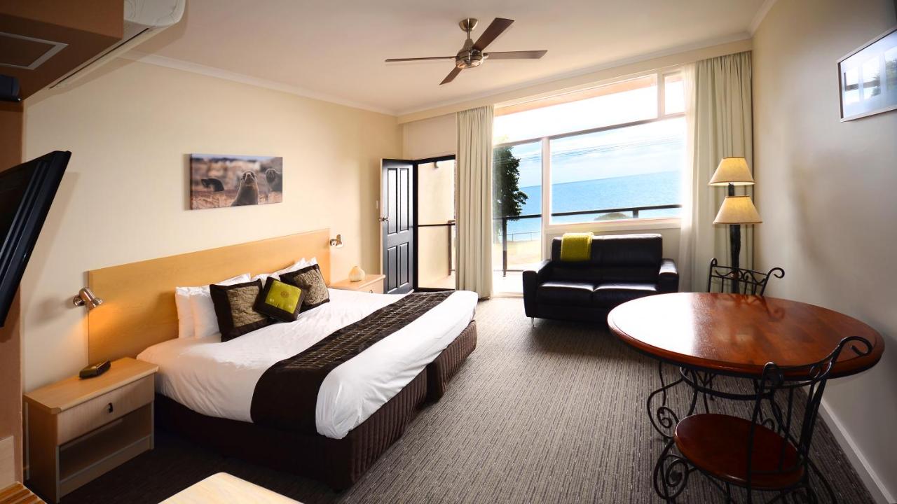 Seafront Hotel