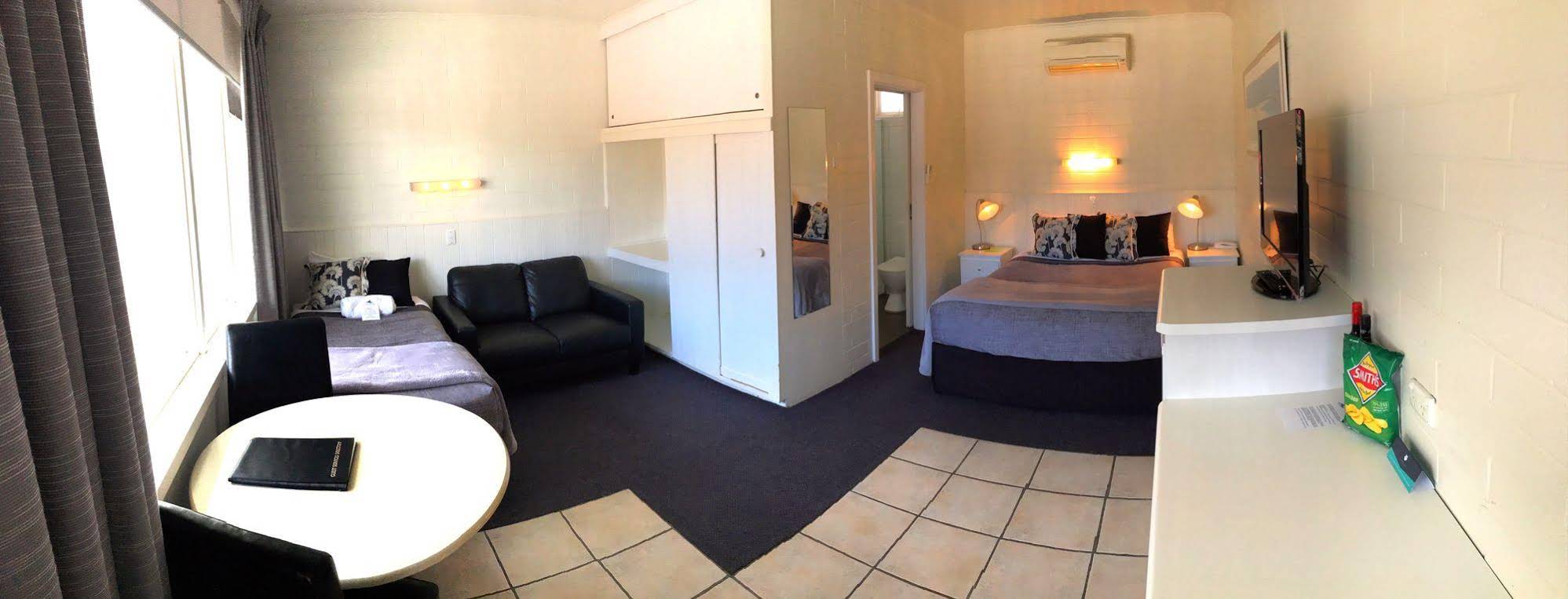 Harbour View Motel