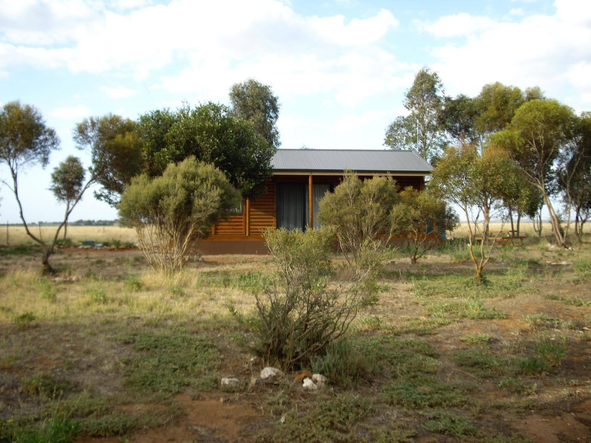 Lyrabendi Farmstay
