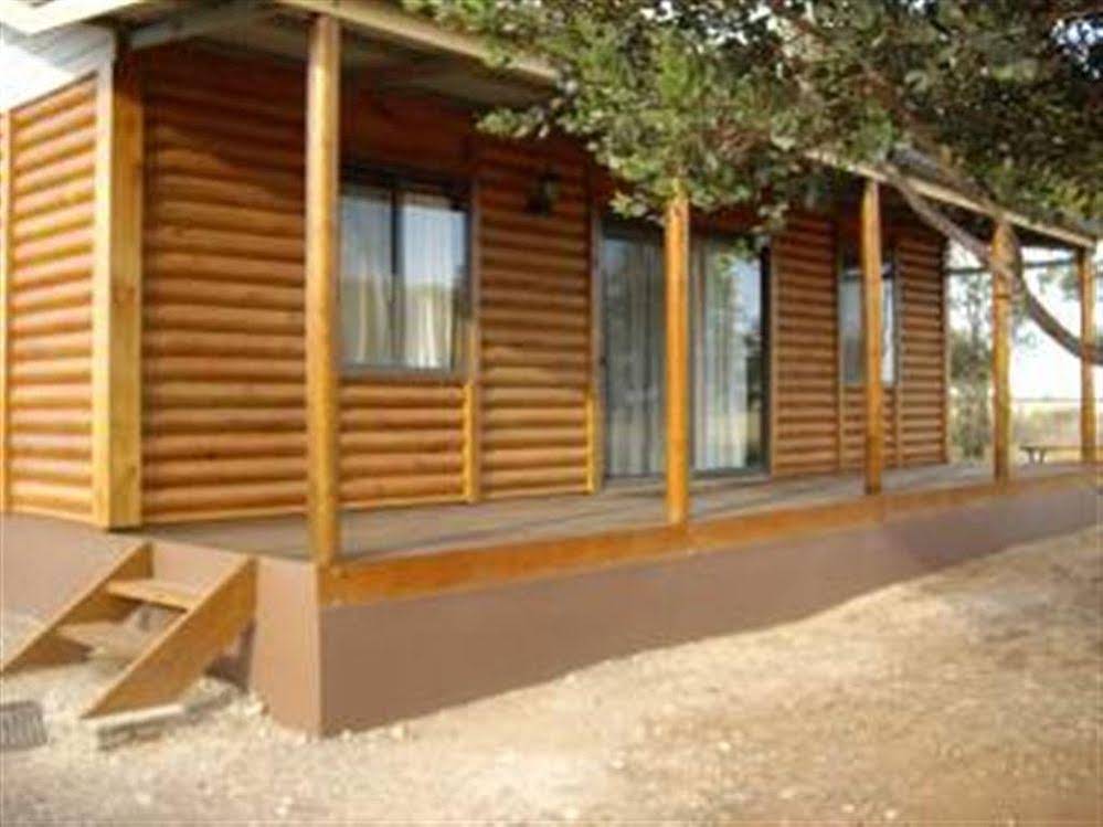 Lyrabendi Farmstay
