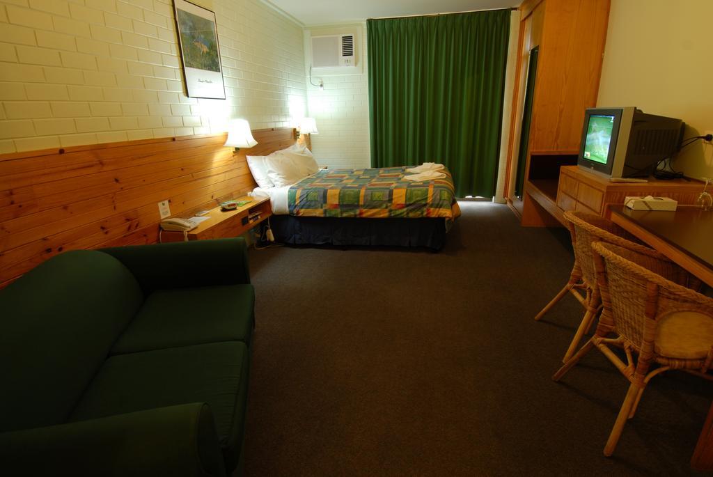 The Wine Vine Hotel