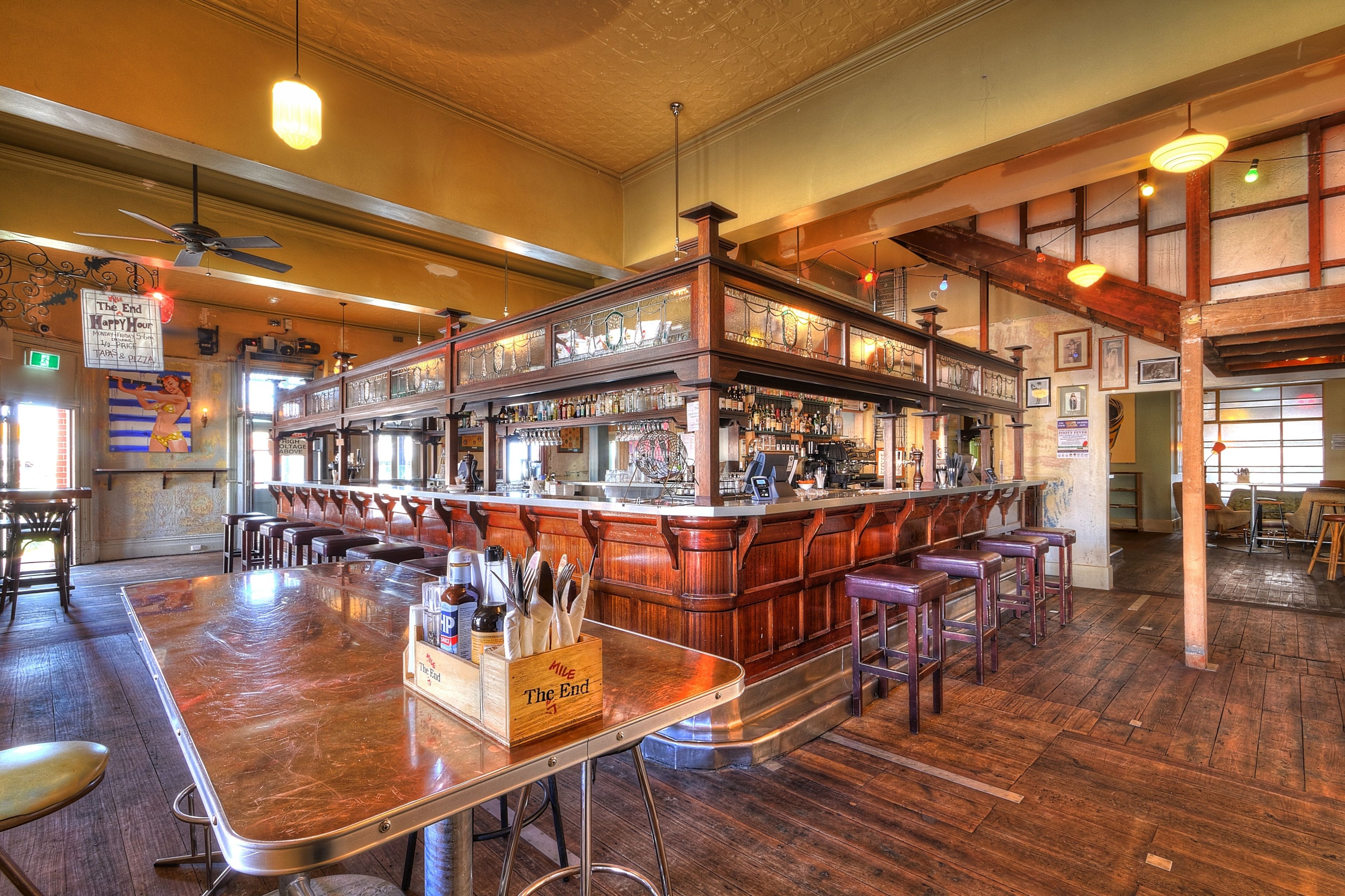 Mile End Hotel
