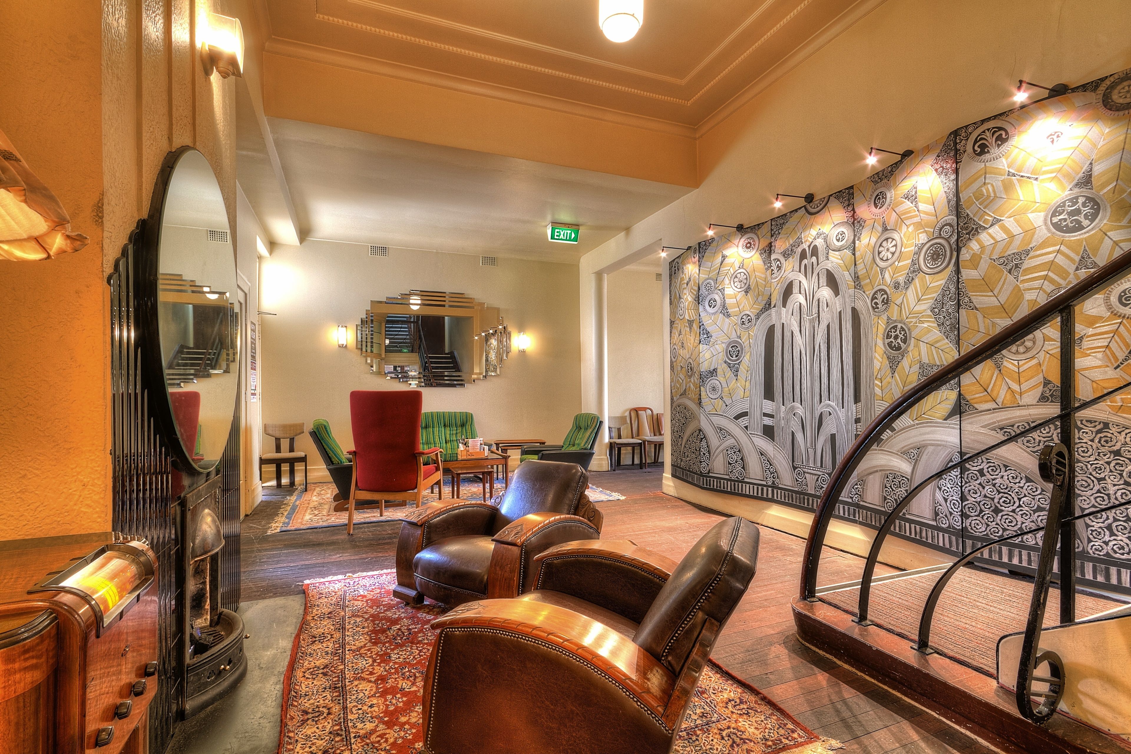 Mile End Hotel