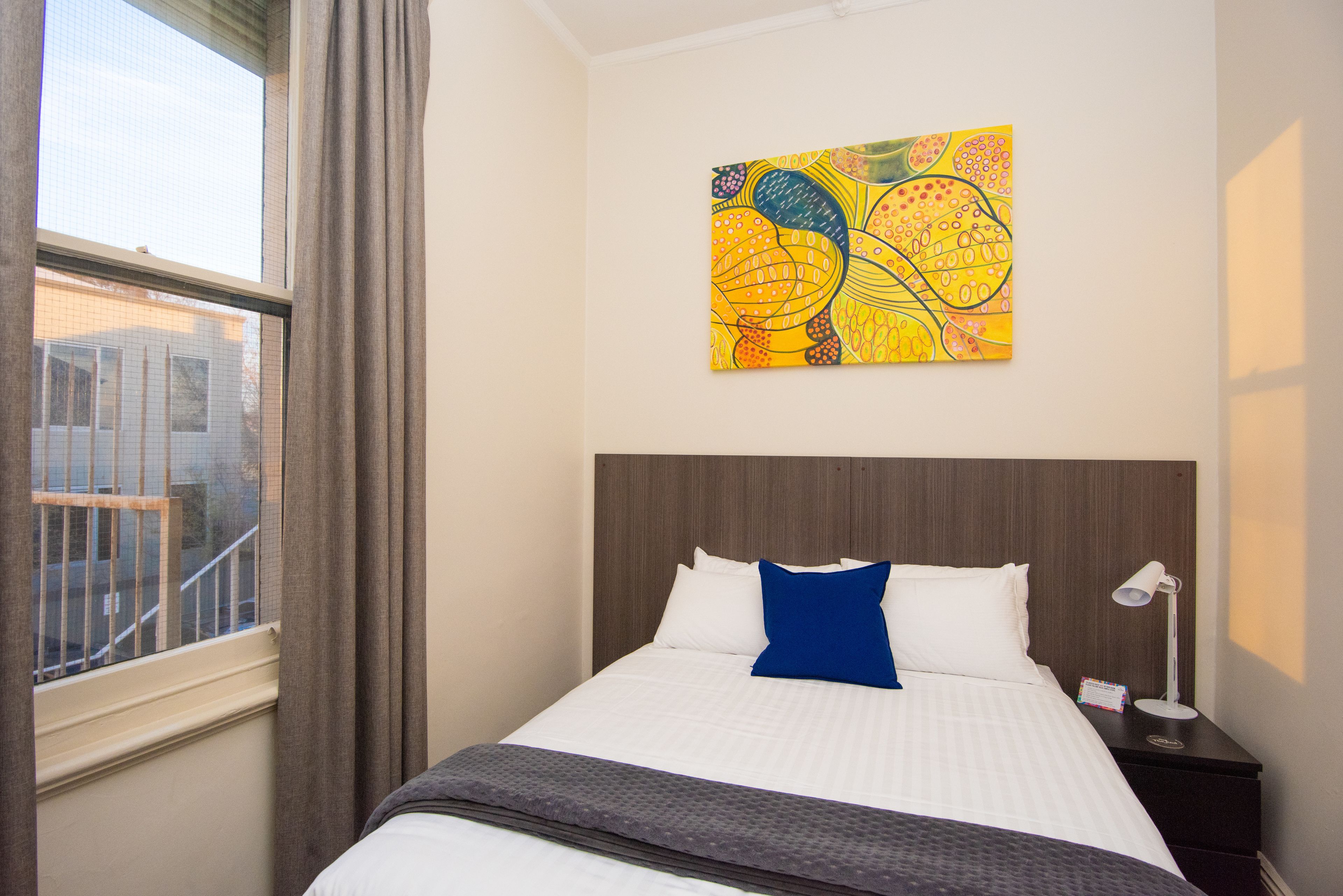 Mile End Hotel