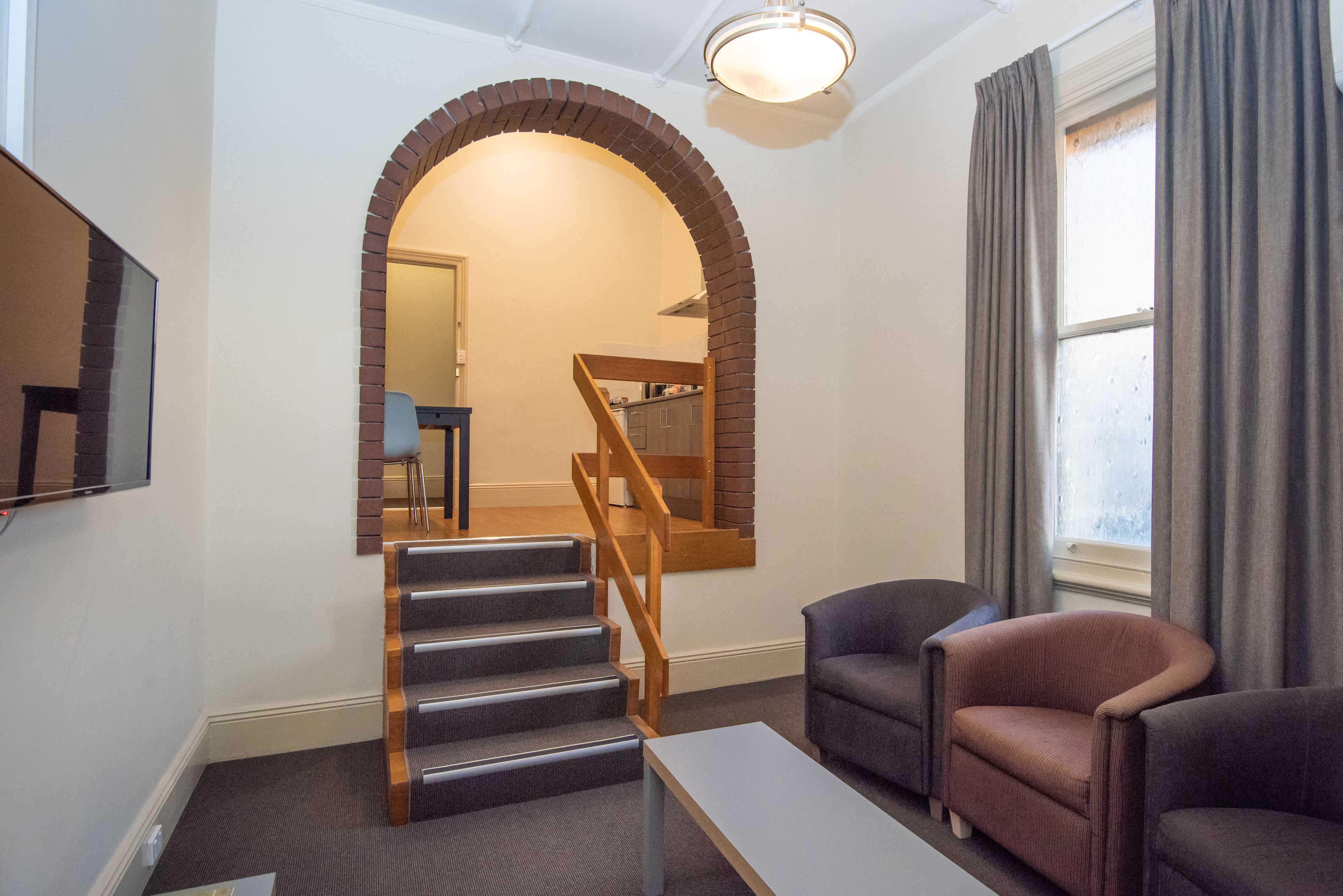 Mile End Hotel
