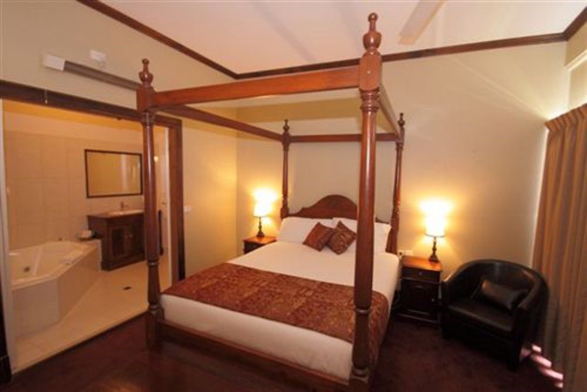 Anchorage Seafront Hotel