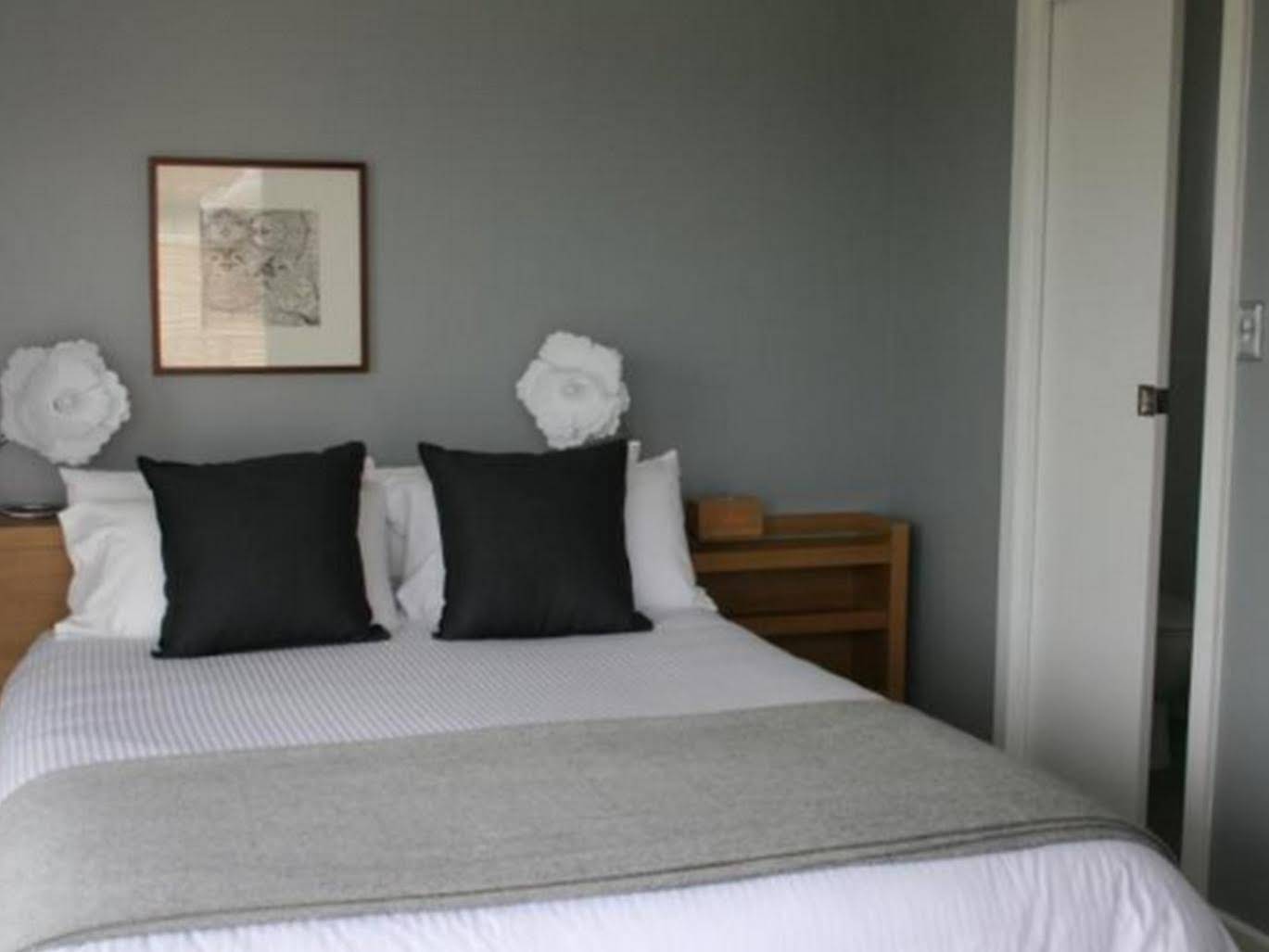 Beach House Port Elliot