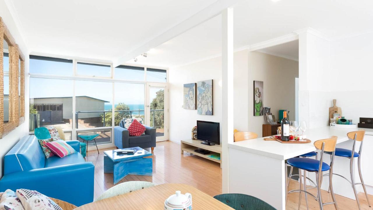 Victor Apartments