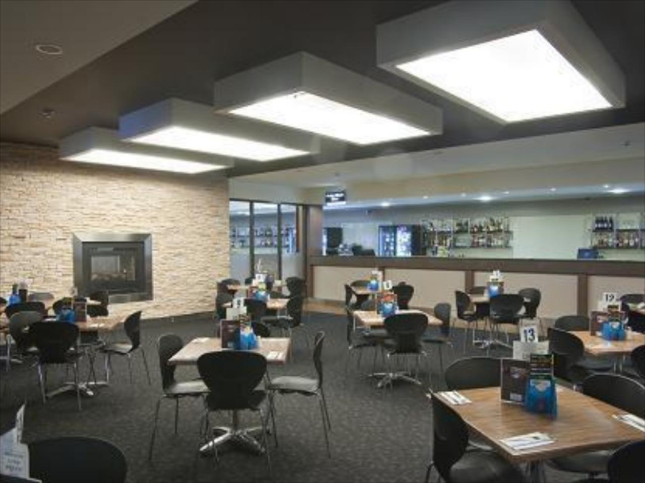 Brighton Hotel-Motel