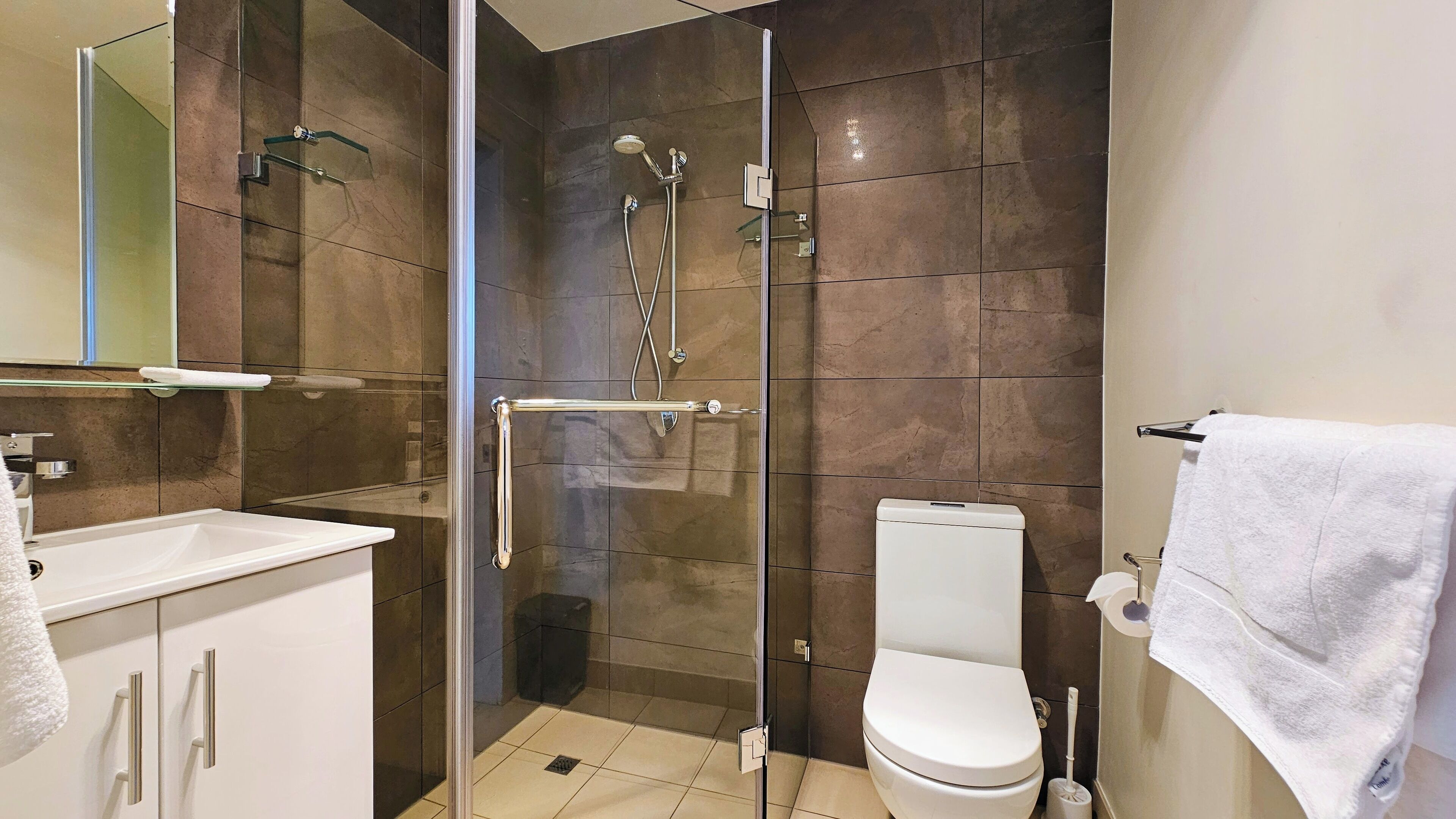 Lufra Hotel & Apartments